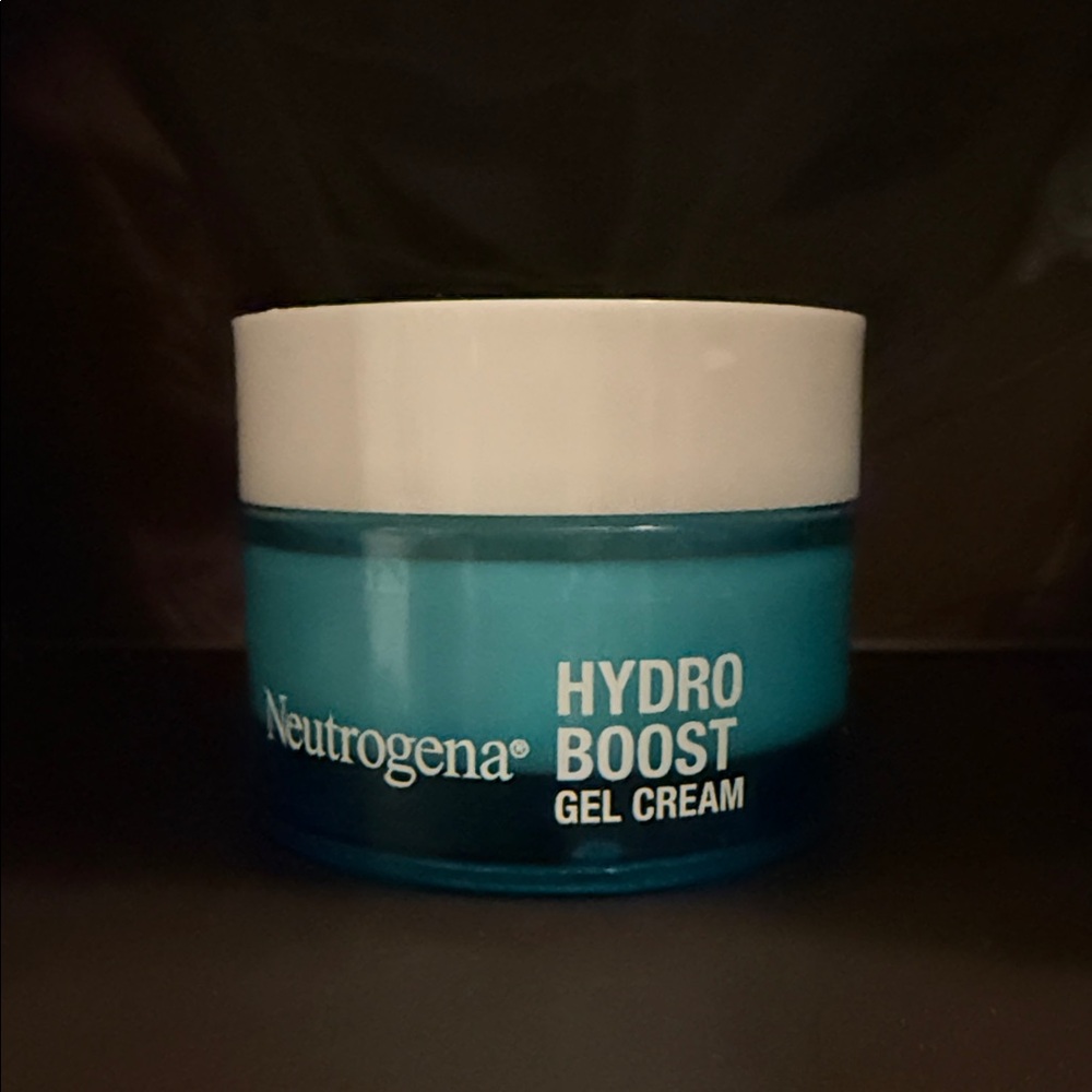 Neutrogena Hydro Boost Gel Cream - White and Blue